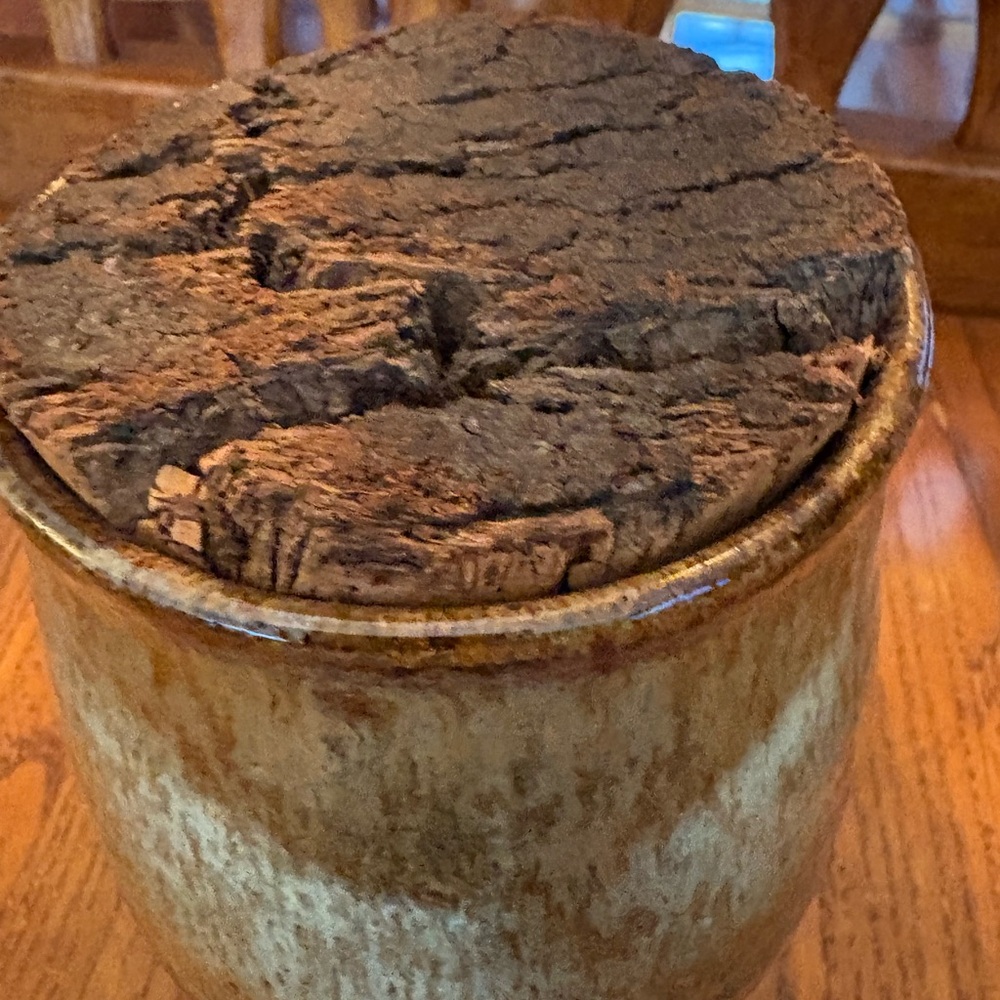 Bob Chaundy Studio Pottery Jar – Signed & Dated 1981, Brown/Olive Drip Glaze - Picture 8 of 13